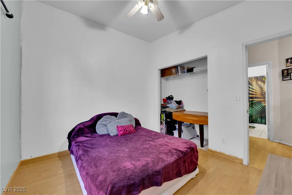 1320 Indian Hedge, North Las Vegas, NV 89032