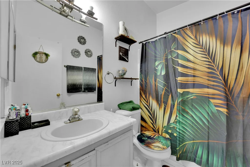 1320 Indian Hedge, North Las Vegas, NV 89032