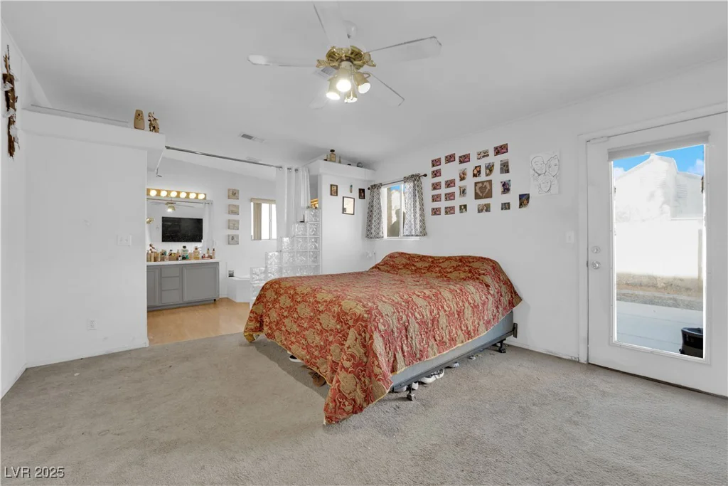 1320 Indian Hedge, North Las Vegas, NV 89032