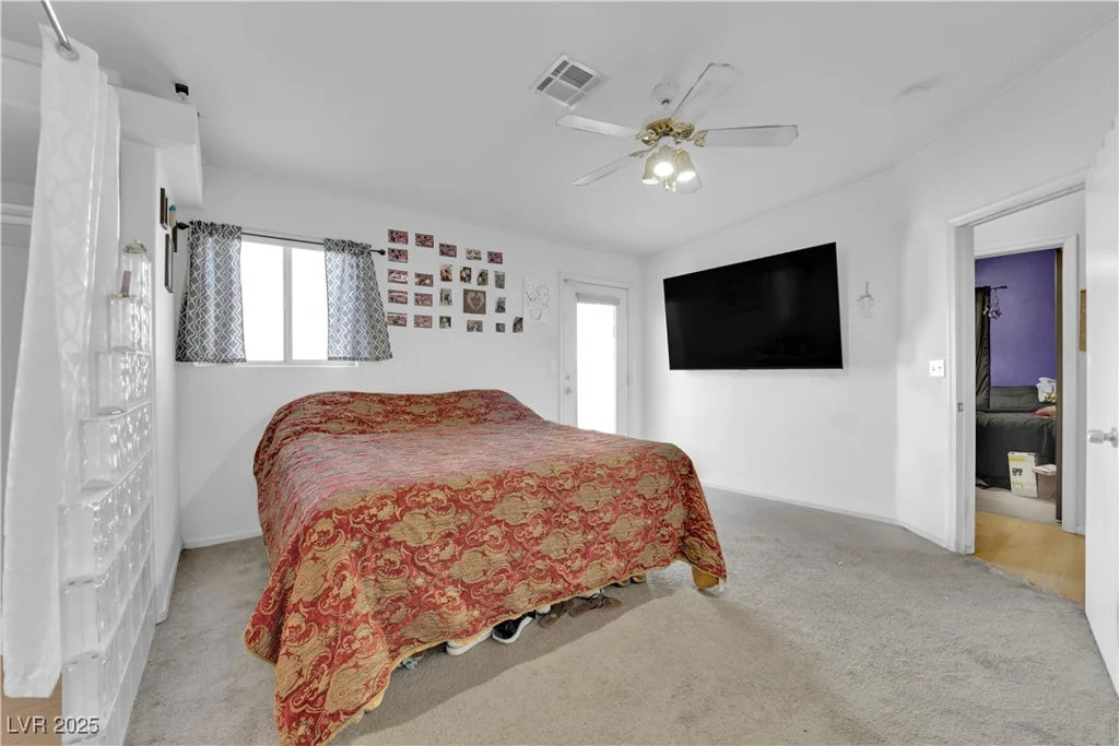 1320 Indian Hedge, North Las Vegas, NV 89032