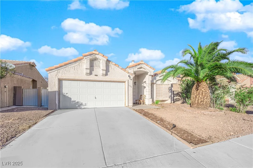 1320 Indian Hedge, North Las Vegas, NV 89032