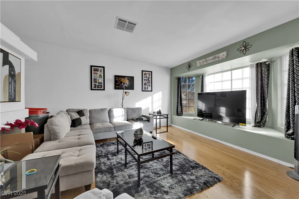 1320 Indian Hedge, North Las Vegas, NV 89032