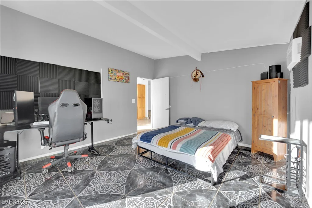 6205 Hargrove, Las Vegas, NV 89107