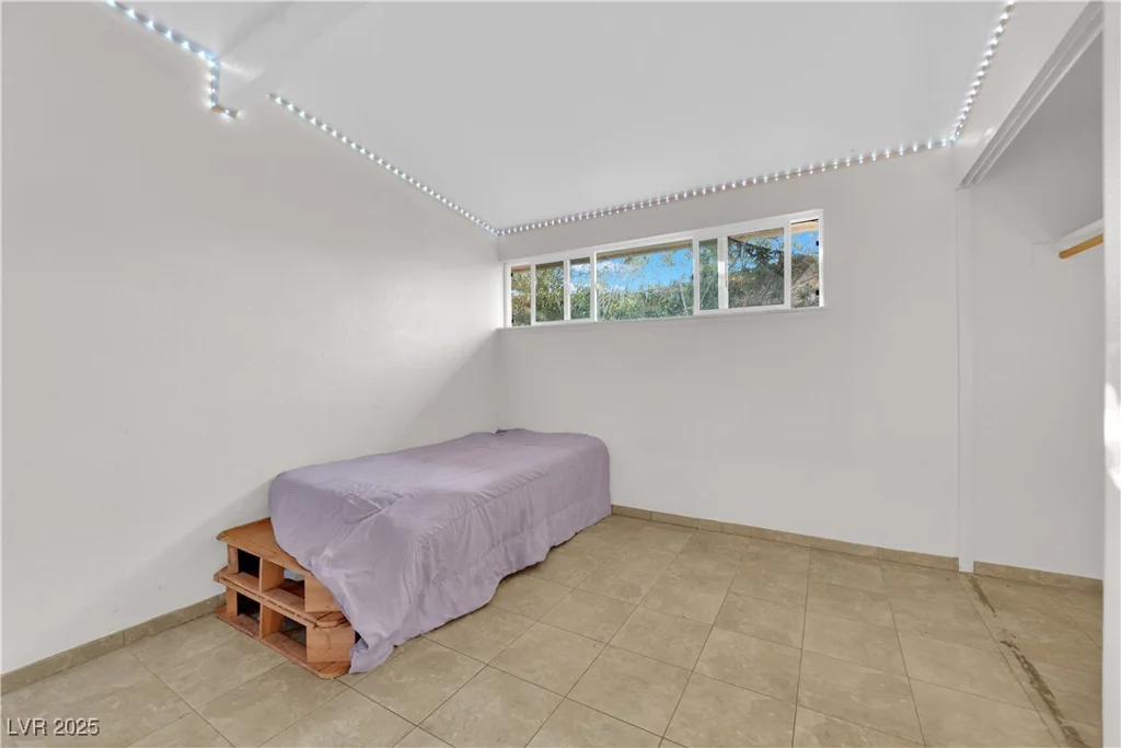 6205 Hargrove, Las Vegas, NV 89107