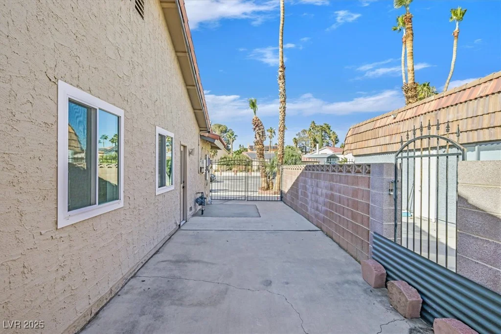 3777 Terrace, Las Vegas, NV 89120