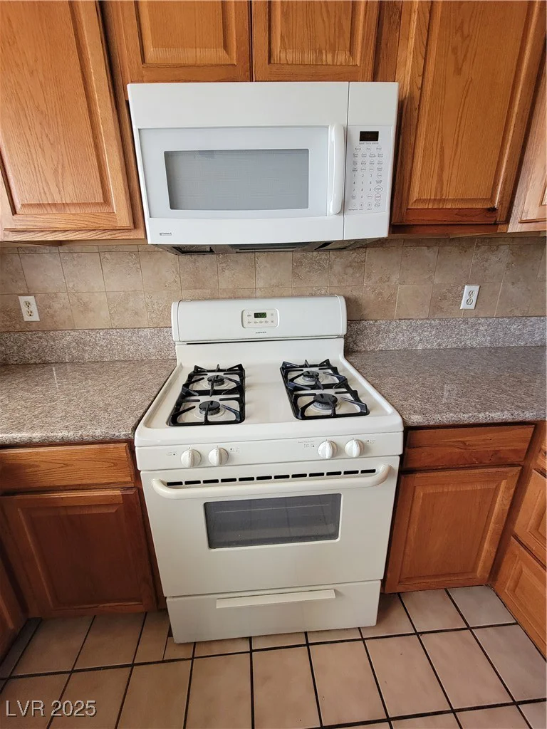 4079 Saint Louis, Las Vegas, NV 89104