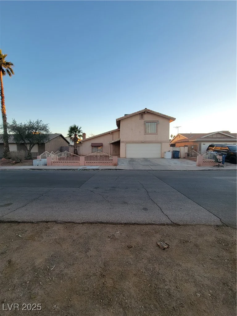 4079 Saint Louis, Las Vegas, NV 89104
