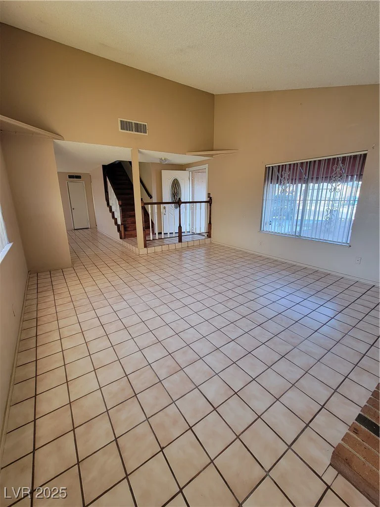 4079 Saint Louis, Las Vegas, NV 89104