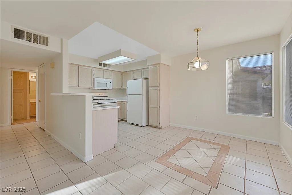 3425 Russell, Las Vegas, NV 89120
