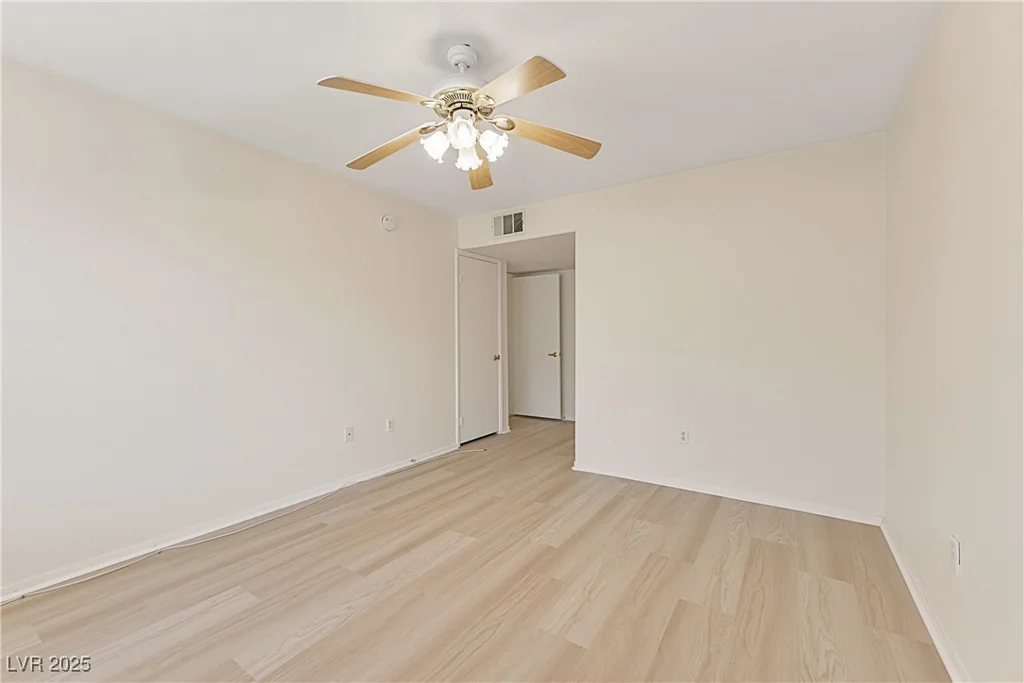 3425 Russell, Las Vegas, NV 89120