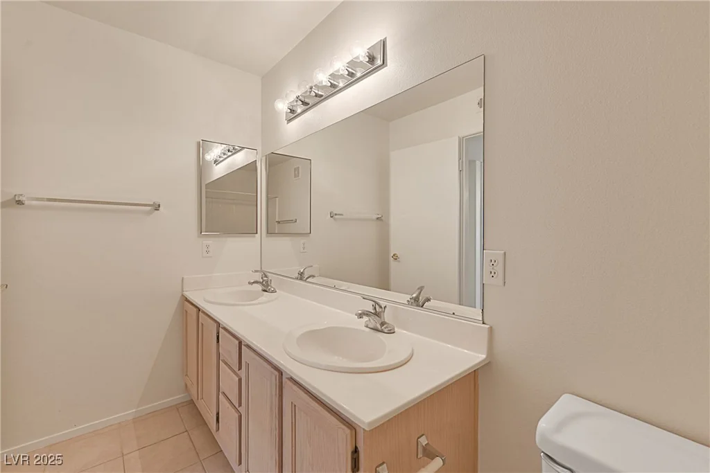 3425 Russell, Las Vegas, NV 89120