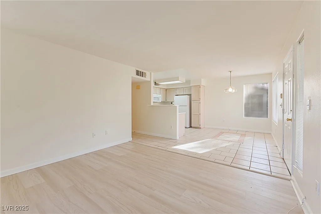 3425 Russell, Las Vegas, NV 89120