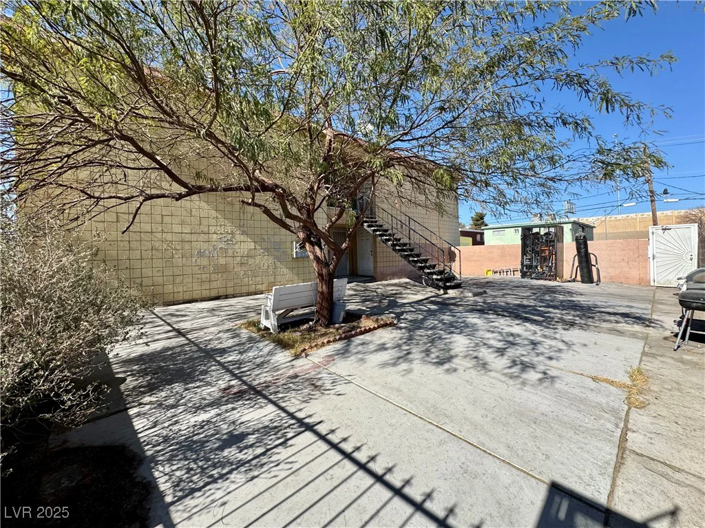 2917 Stewart, Las Vegas, NV 89101