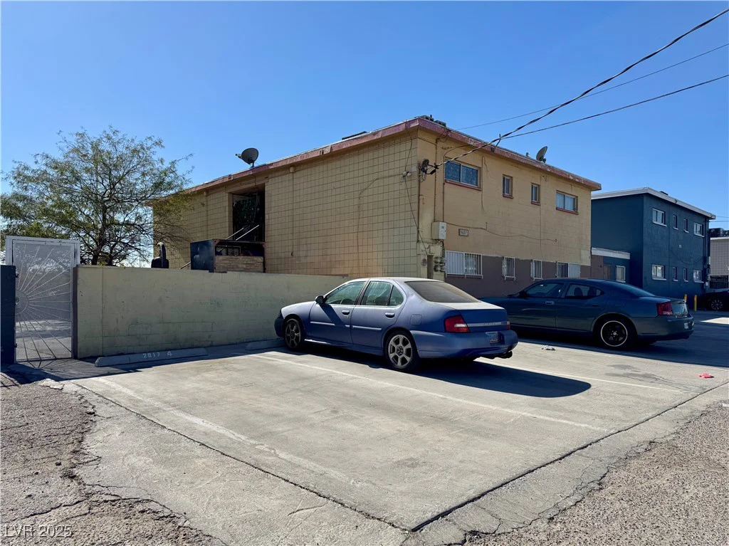 2917 Stewart, Las Vegas, NV 89101