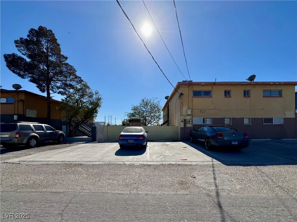 2917 Stewart, Las Vegas, NV 89101