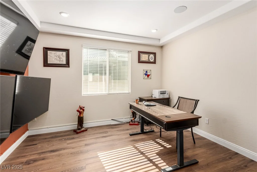 6524 Summershade, North Las Vegas, NV 89086