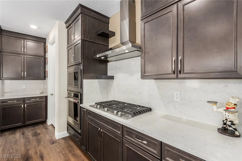 6524 Summershade, North Las Vegas, NV 89086