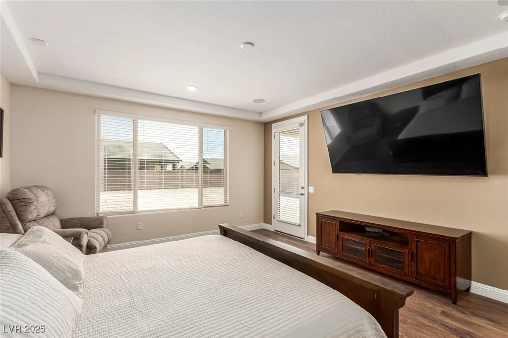 6524 Summershade, North Las Vegas, NV 89086