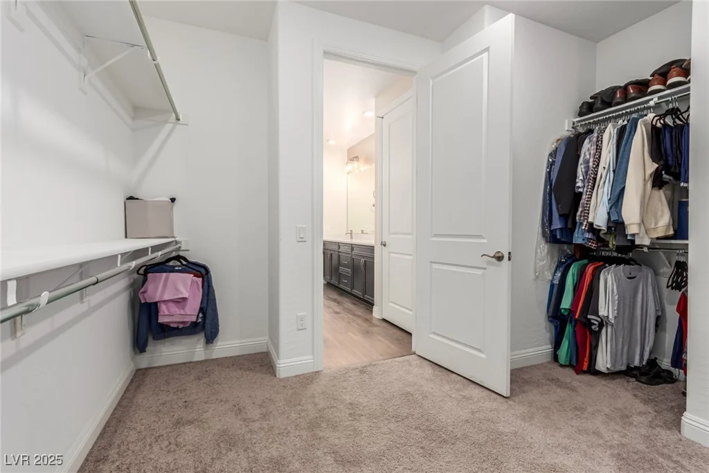 6524 Summershade, North Las Vegas, NV 89086