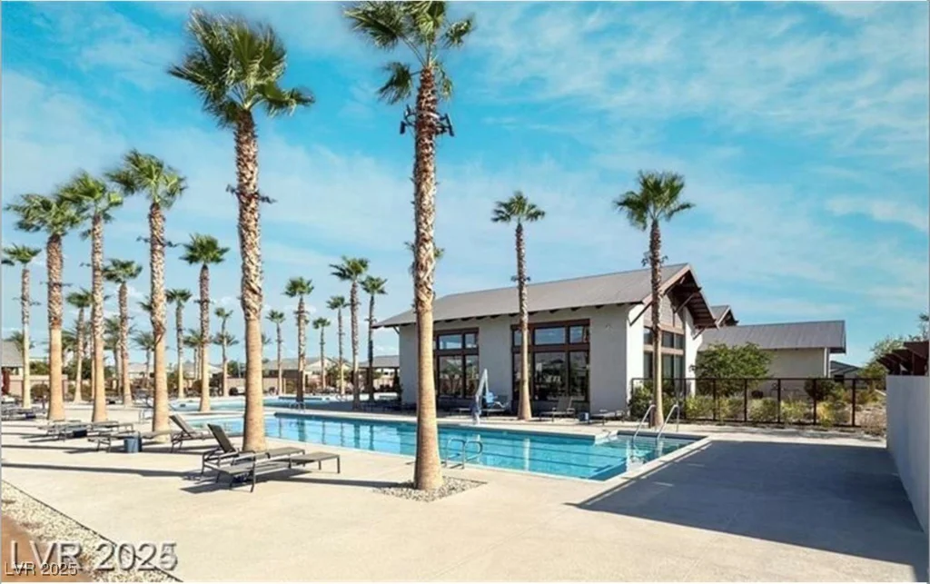 6524 Summershade, North Las Vegas, NV 89086
