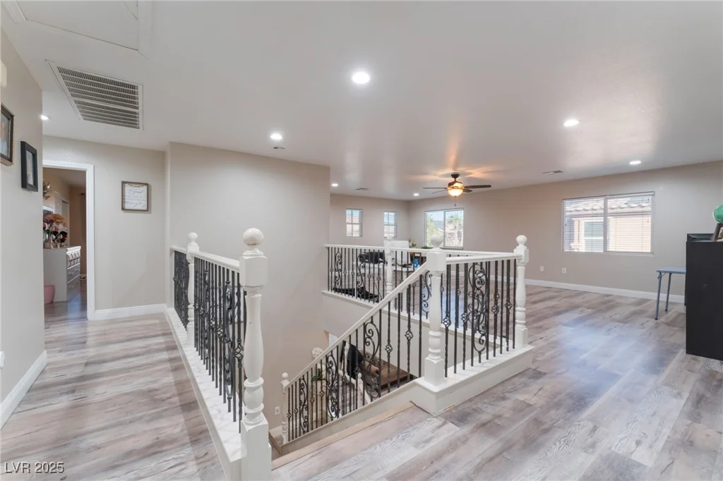 6916 Snow Finch, North Las Vegas, NV 89084