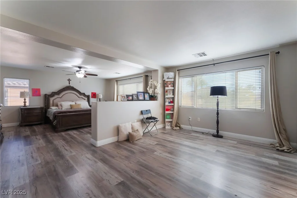 6916 Snow Finch, North Las Vegas, NV 89084