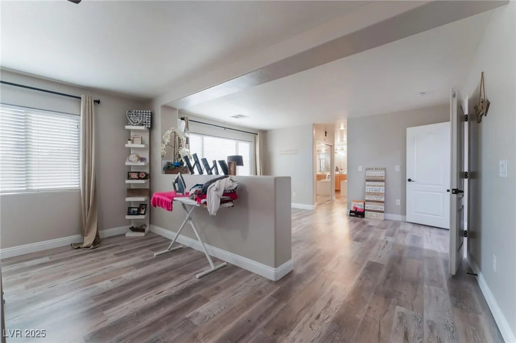 6916 Snow Finch, North Las Vegas, NV 89084