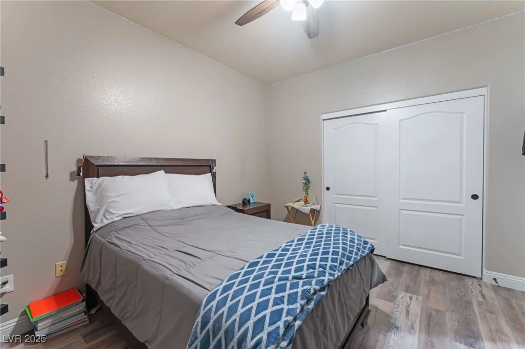 6916 Snow Finch, North Las Vegas, NV 89084