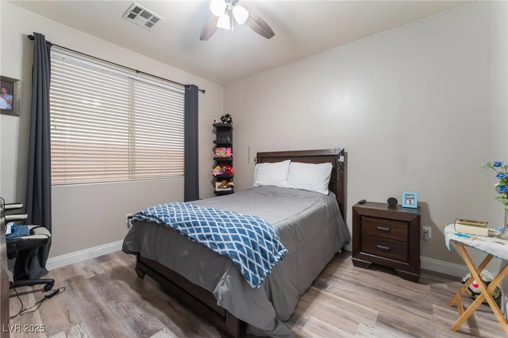 6916 Snow Finch, North Las Vegas, NV 89084