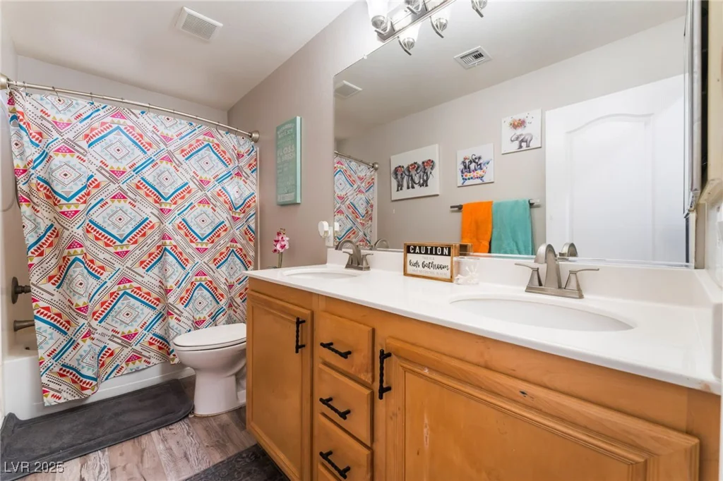 6916 Snow Finch, North Las Vegas, NV 89084