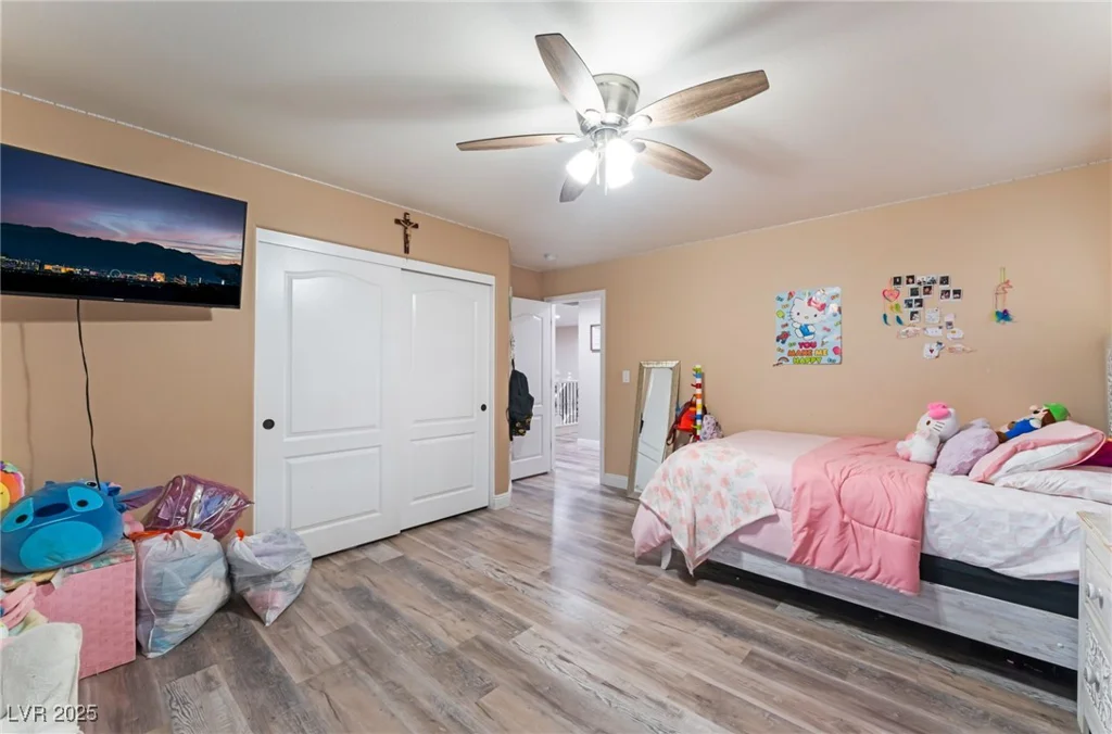 6916 Snow Finch, North Las Vegas, NV 89084