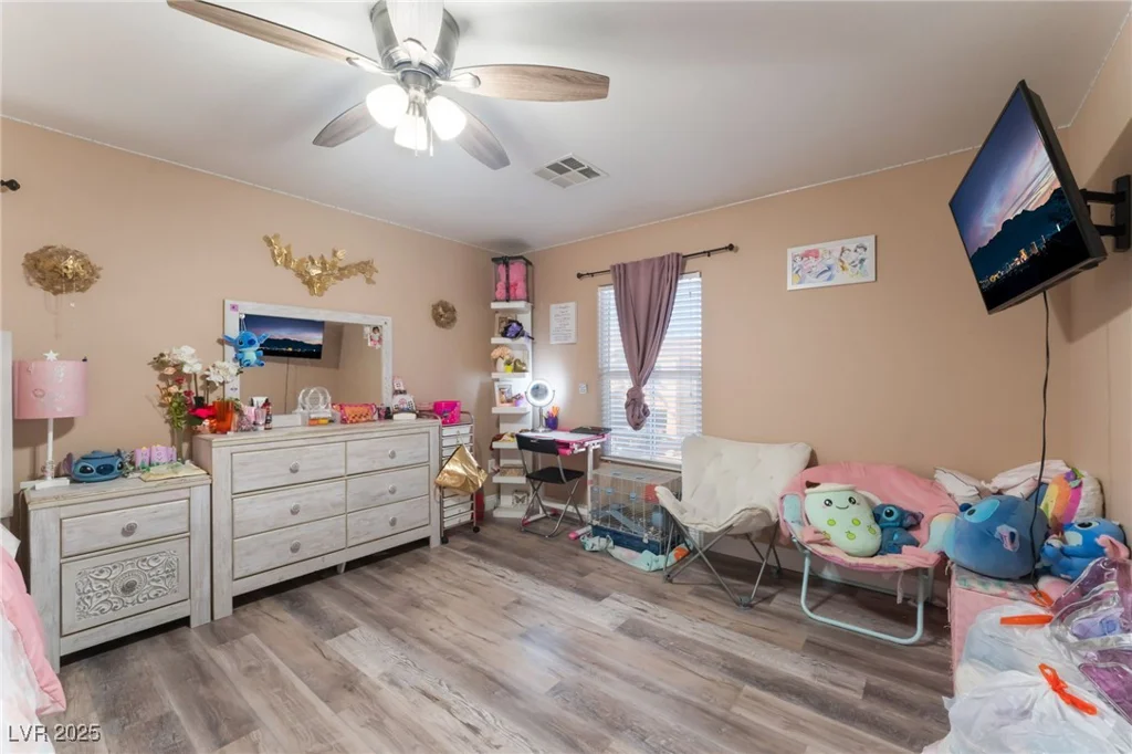 6916 Snow Finch, North Las Vegas, NV 89084