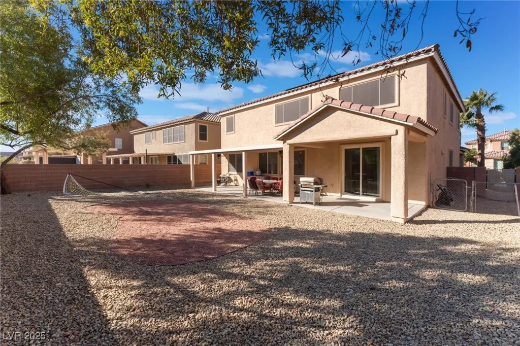 6916 Snow Finch, North Las Vegas, NV 89084
