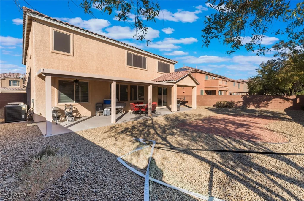 6916 Snow Finch, North Las Vegas, NV 89084