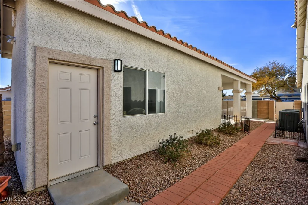 1248 Abadan, Las Vegas, NV 89142