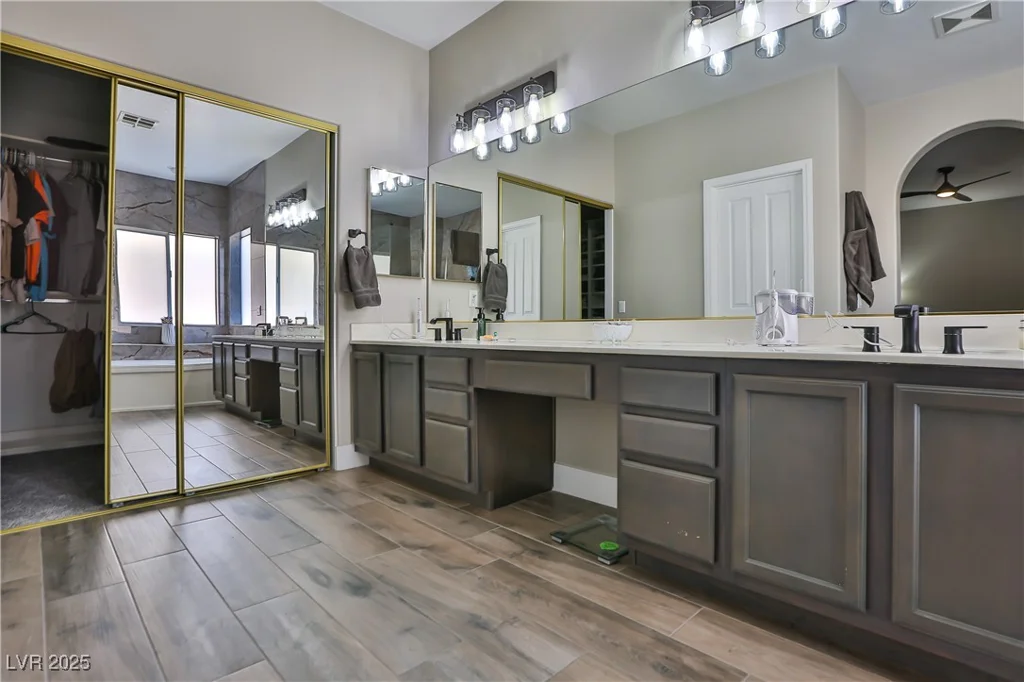 1248 Abadan, Las Vegas, NV 89142