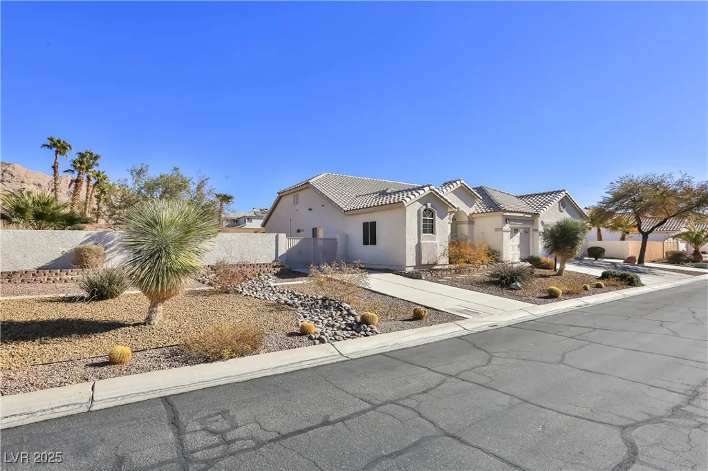 1248 Abadan, Las Vegas, NV 89142