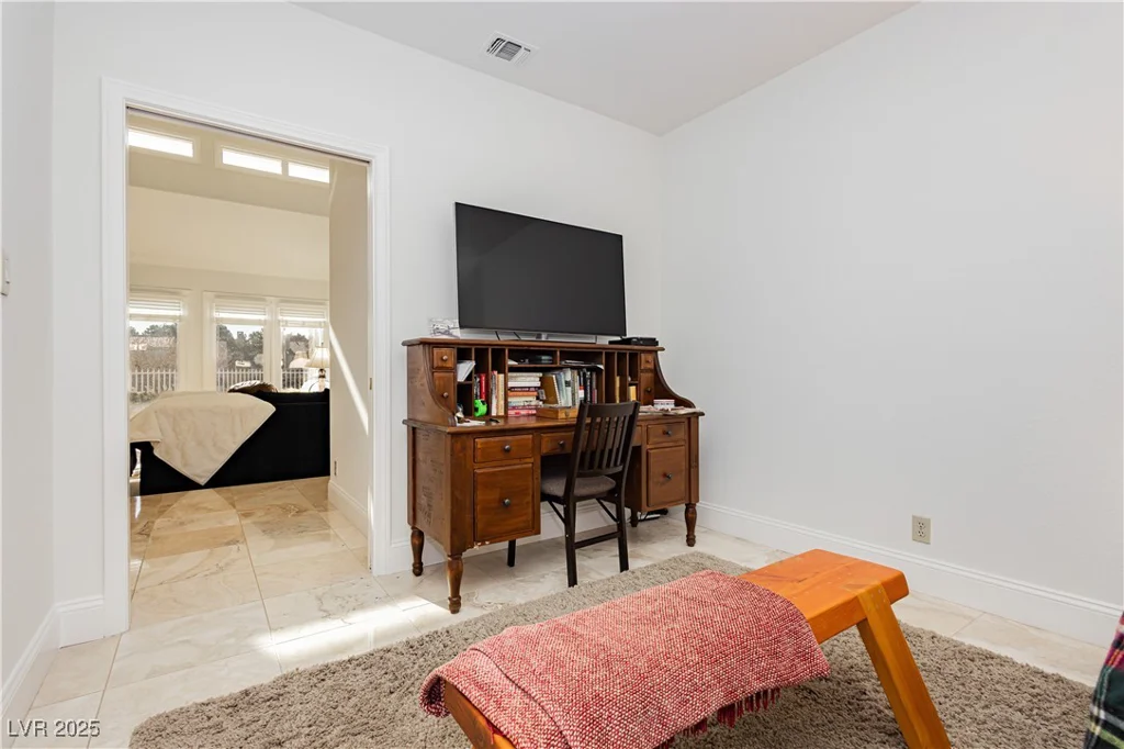 7943 Harbour Towne, Las Vegas, NV 89113
