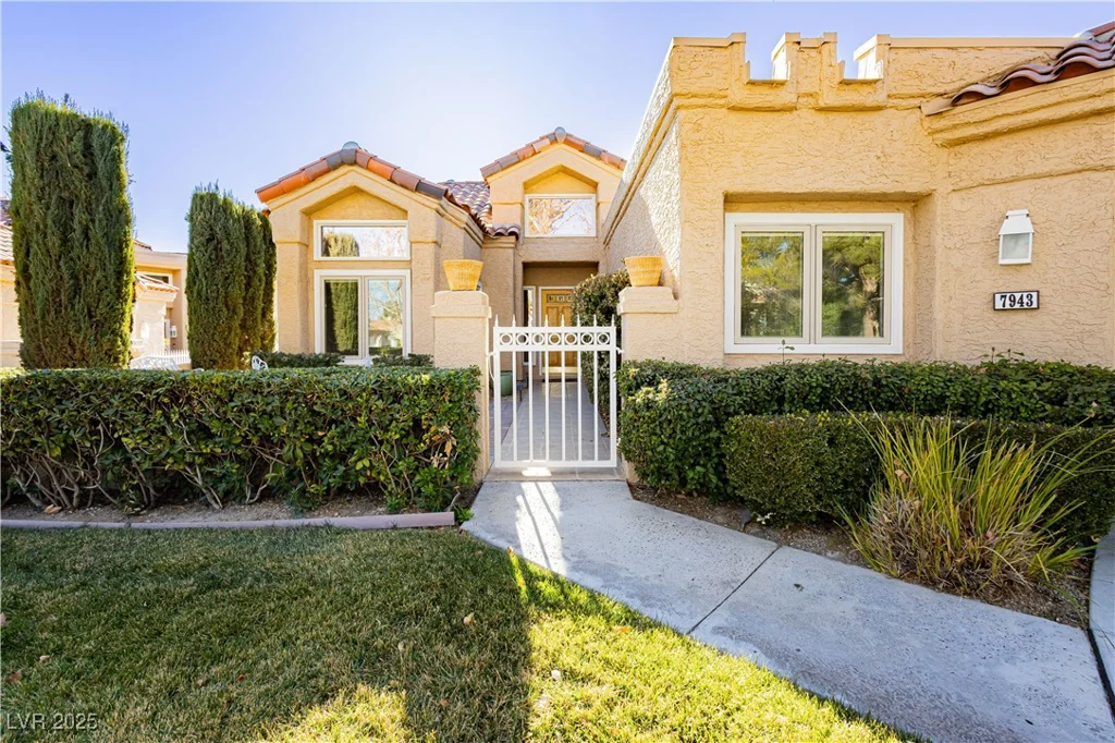 7943 Harbour Towne, Las Vegas, NV 89113