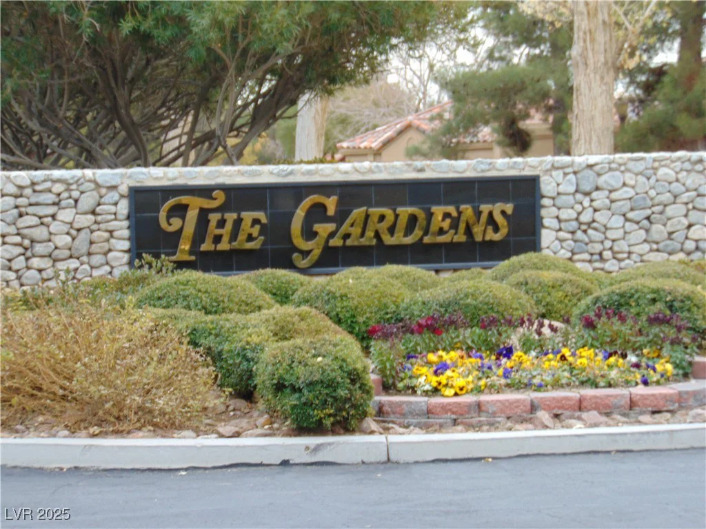 7943 Harbour Towne, Las Vegas, NV 89113