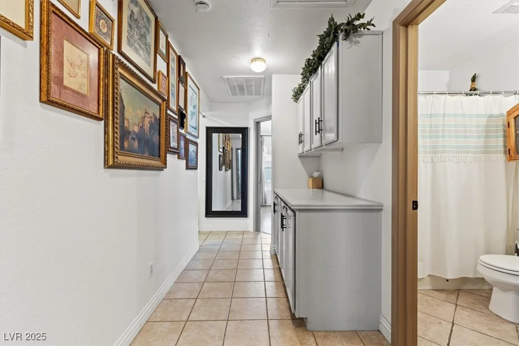 3119 Crownline, North Las Vegas, NV 89031