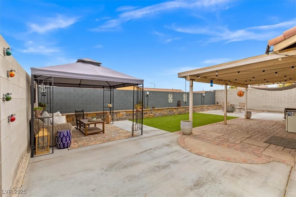 3119 Crownline, North Las Vegas, NV 89031