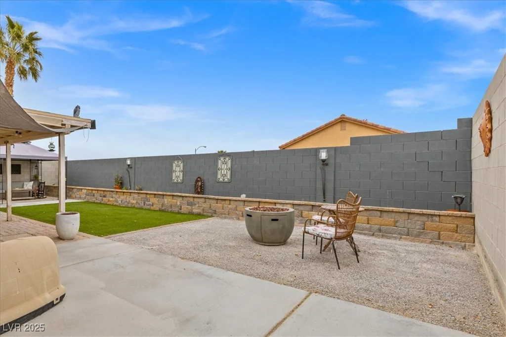 3119 Crownline, North Las Vegas, NV 89031