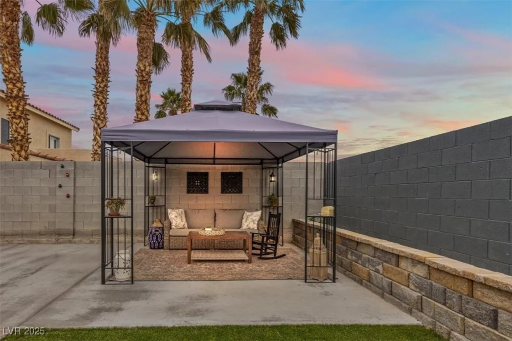 3119 Crownline, North Las Vegas, NV 89031