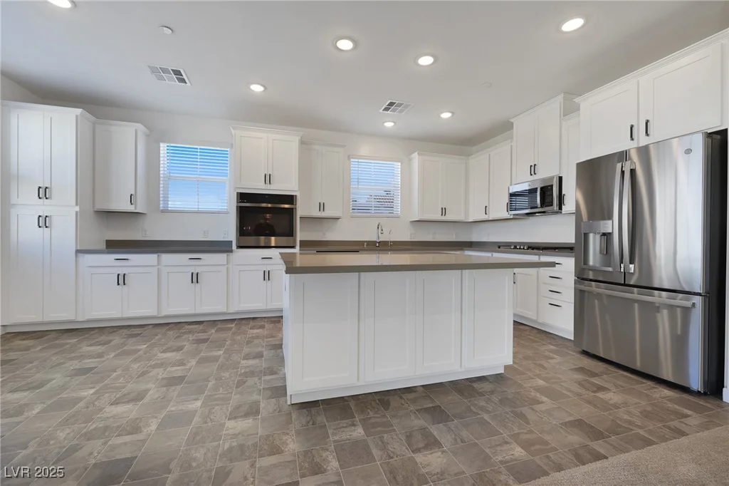 2555 Hampton, Henderson, NV 89052