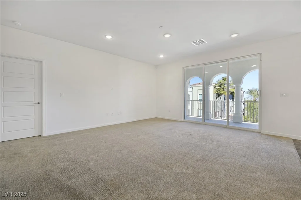 2555 Hampton, Henderson, NV 89052