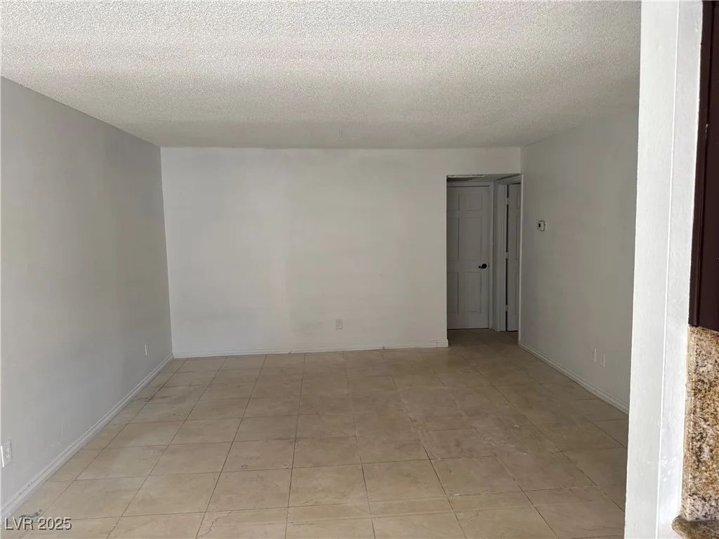 1405 Vegas Valley, Las Vegas, NV 89169