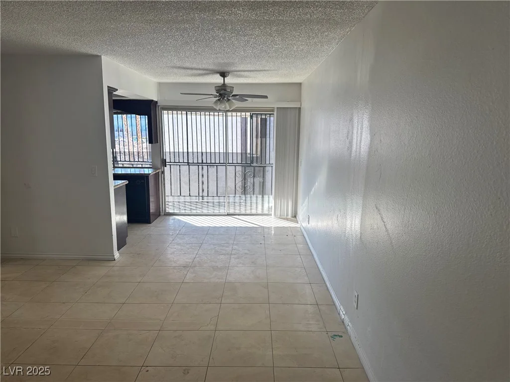 1405 Vegas Valley, Las Vegas, NV 89169