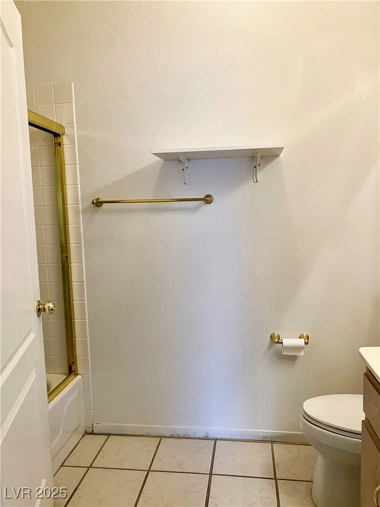 1900 Torrey Pines, Las Vegas, NV 89108