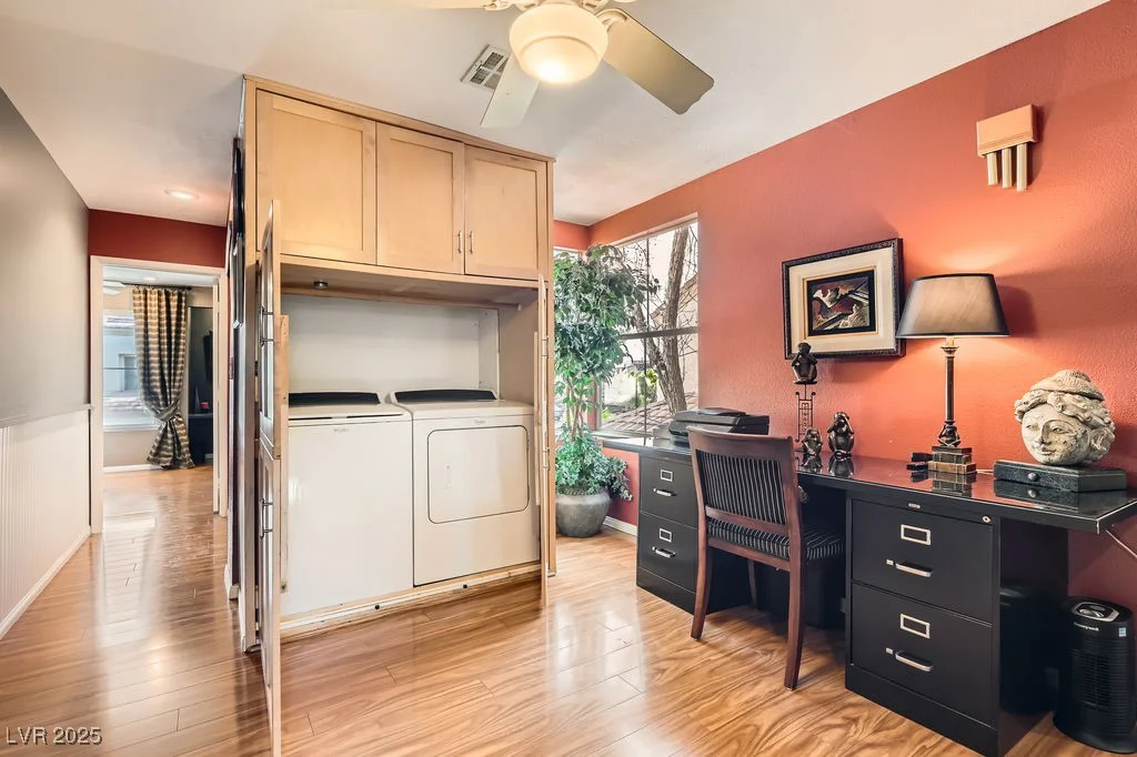 2625 Seashore, Las Vegas, NV 89128